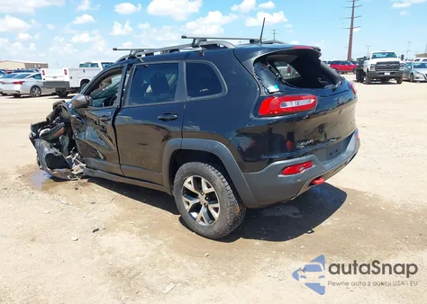 2016 Jeep Cherokee Trailhawk from USA, damaged, VIN 1C4PJMBS6GW123827